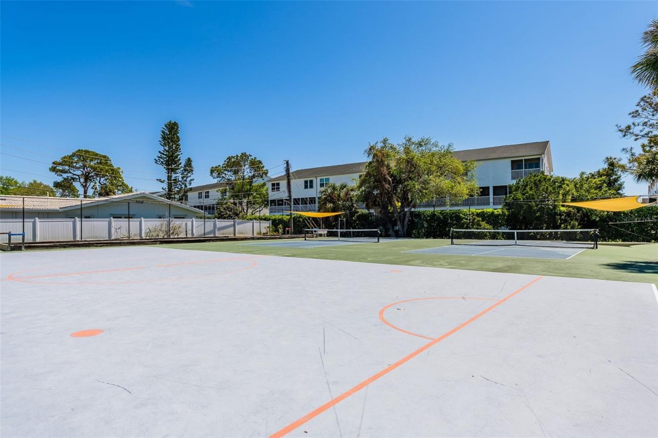 14792 Imperial Point Drive S, Largo, FL 33774 Photo