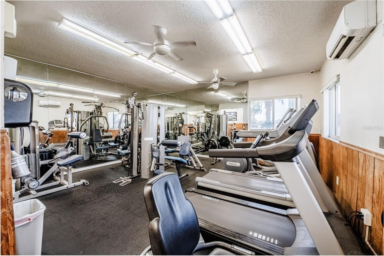 14792 Imperial Point Drive S, Largo, FL 33774 Photo