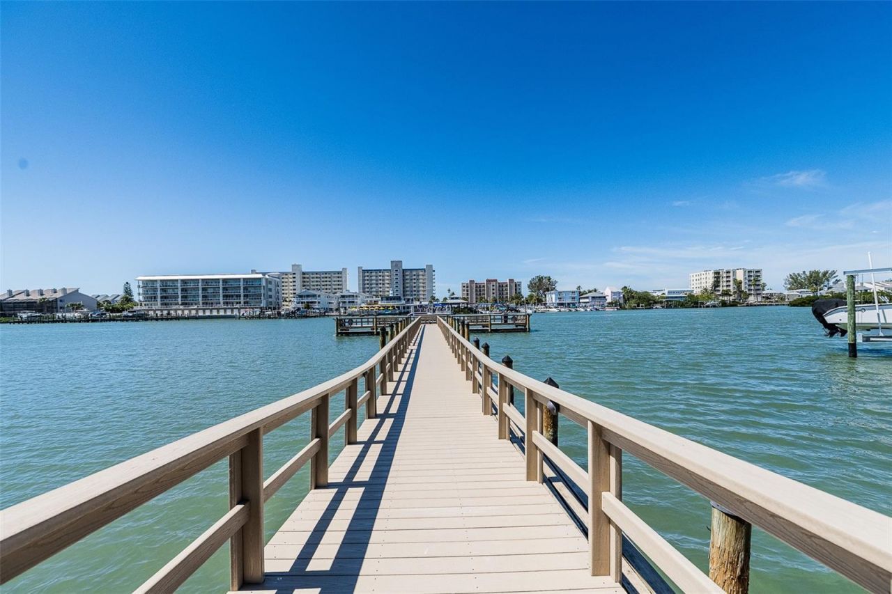 14792 Imperial Point Drive S, Largo, FL 33774 Photo