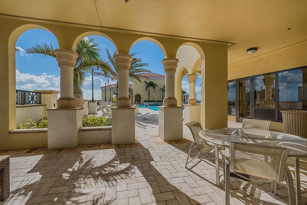 801 S Olive Avenue, Unit 425, West Palm Beach, FL 33401 Photo