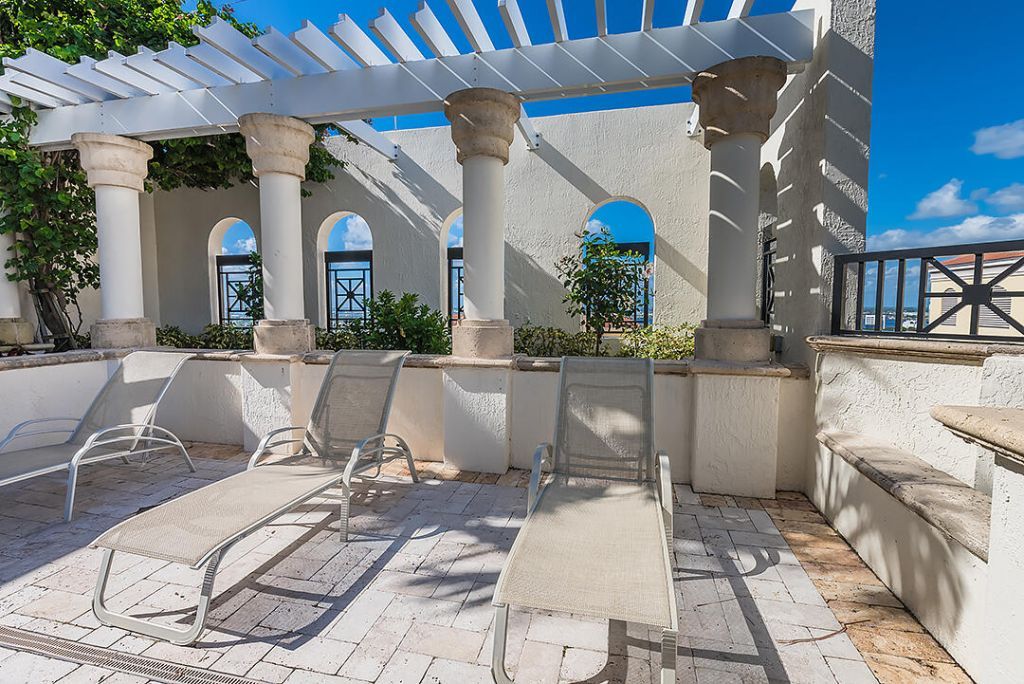 801 S Olive Avenue, Unit 425, West Palm Beach, FL 33401 Photo