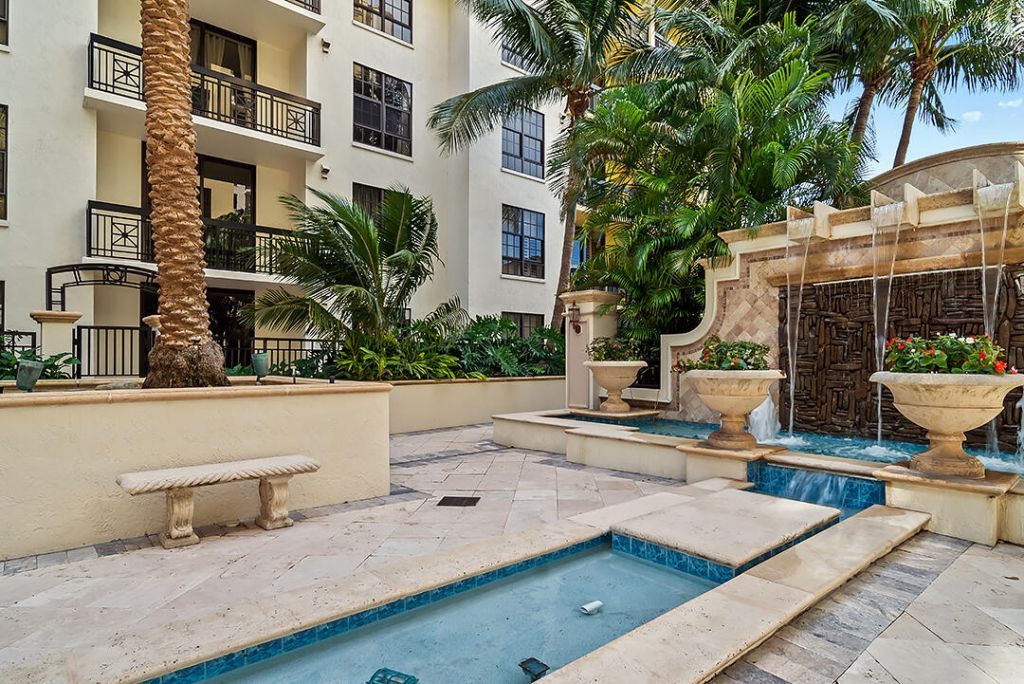 801 S Olive Avenue, Unit 425, West Palm Beach, FL 33401 Photo