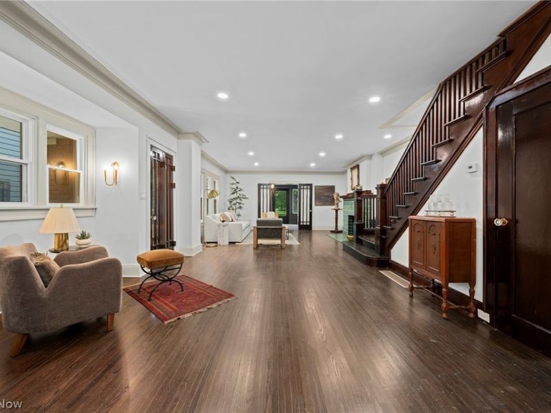 9805 Lake Avenue, Cleveland, OH 44102 Photo 15