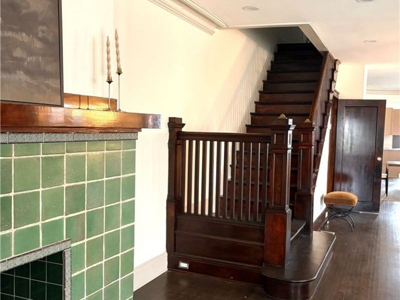 9805 Lake Avenue, Cleveland, OH 44102 Photo 2