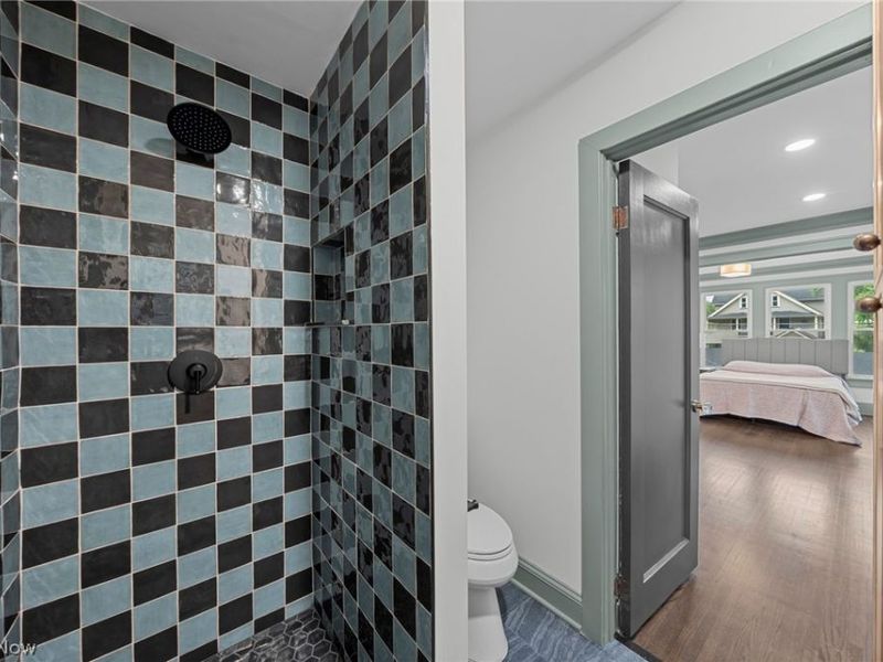 9805 Lake Avenue, Cleveland, OH 44102 Photo 28