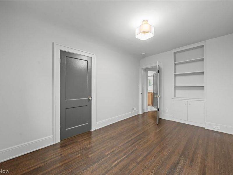 9805 Lake Avenue, Cleveland, OH 44102 Photo 31