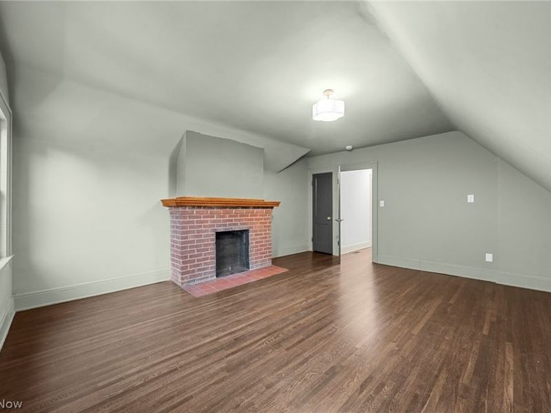 9805 Lake Avenue, Cleveland, OH 44102 Photo 32