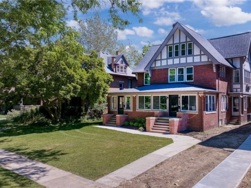 9805 Lake Avenue, Cleveland, OH 44102 Photo 36