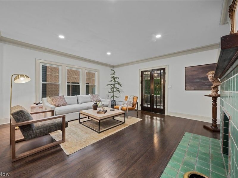 9805 Lake Avenue, Cleveland, OH 44102 Photo 5