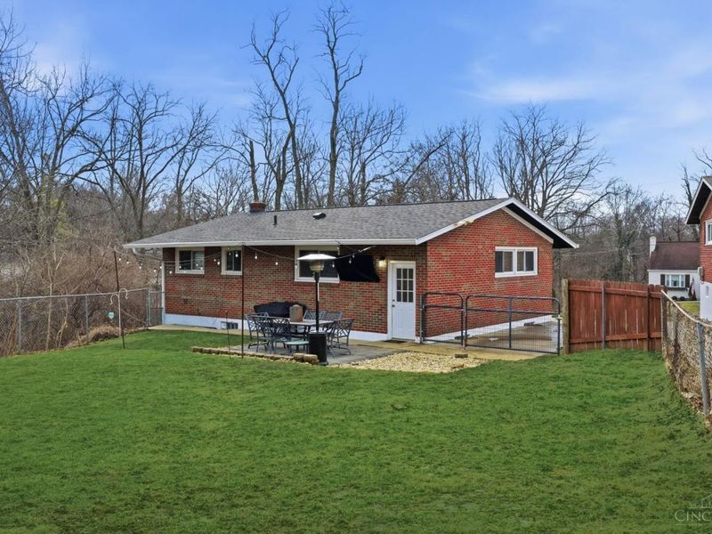 8608 Dundalk Court, Sycamore Township, OH 45236 Photo 7