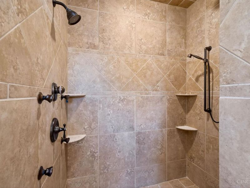 701 Grand Wood Court, Clearcreek Twp., OH 45066 Photo 29