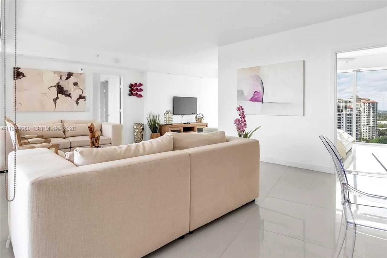 3370 Hidden Bay Dr, Unit 2210, Aventura, FL 33180 Photo