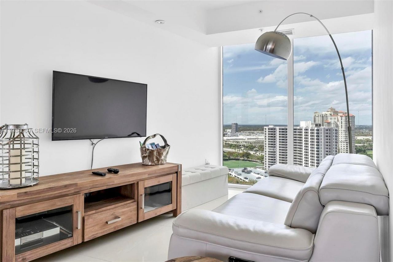 3370 Hidden Bay Dr, Unit 2210, Aventura, FL 33180 Photo