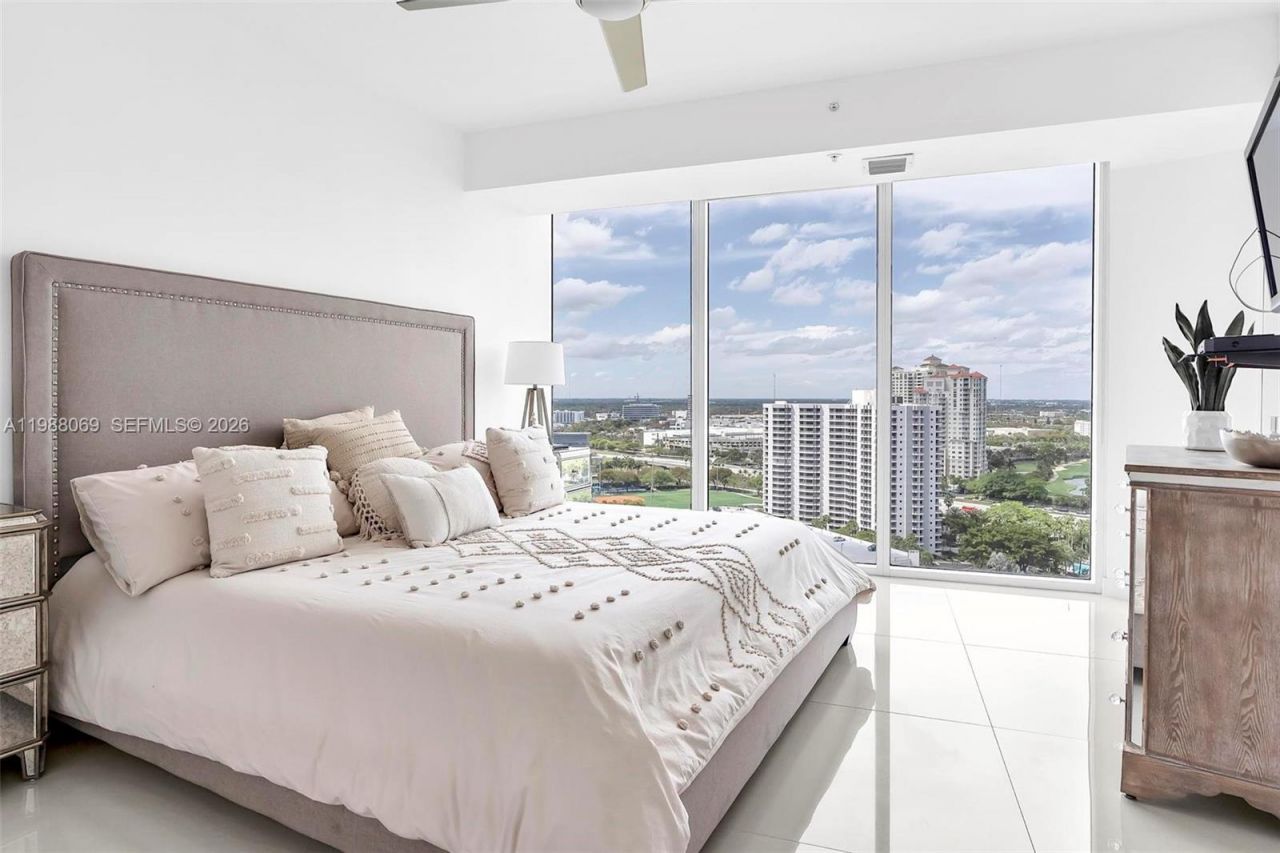 3370 Hidden Bay Dr, Unit 2210, Aventura, FL 33180 Photo