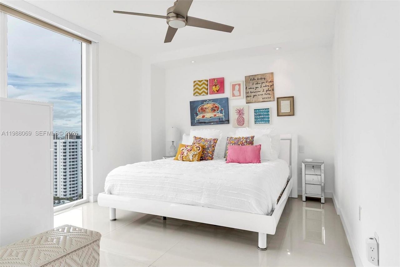 3370 Hidden Bay Dr, Unit 2210, Aventura, FL 33180 Photo