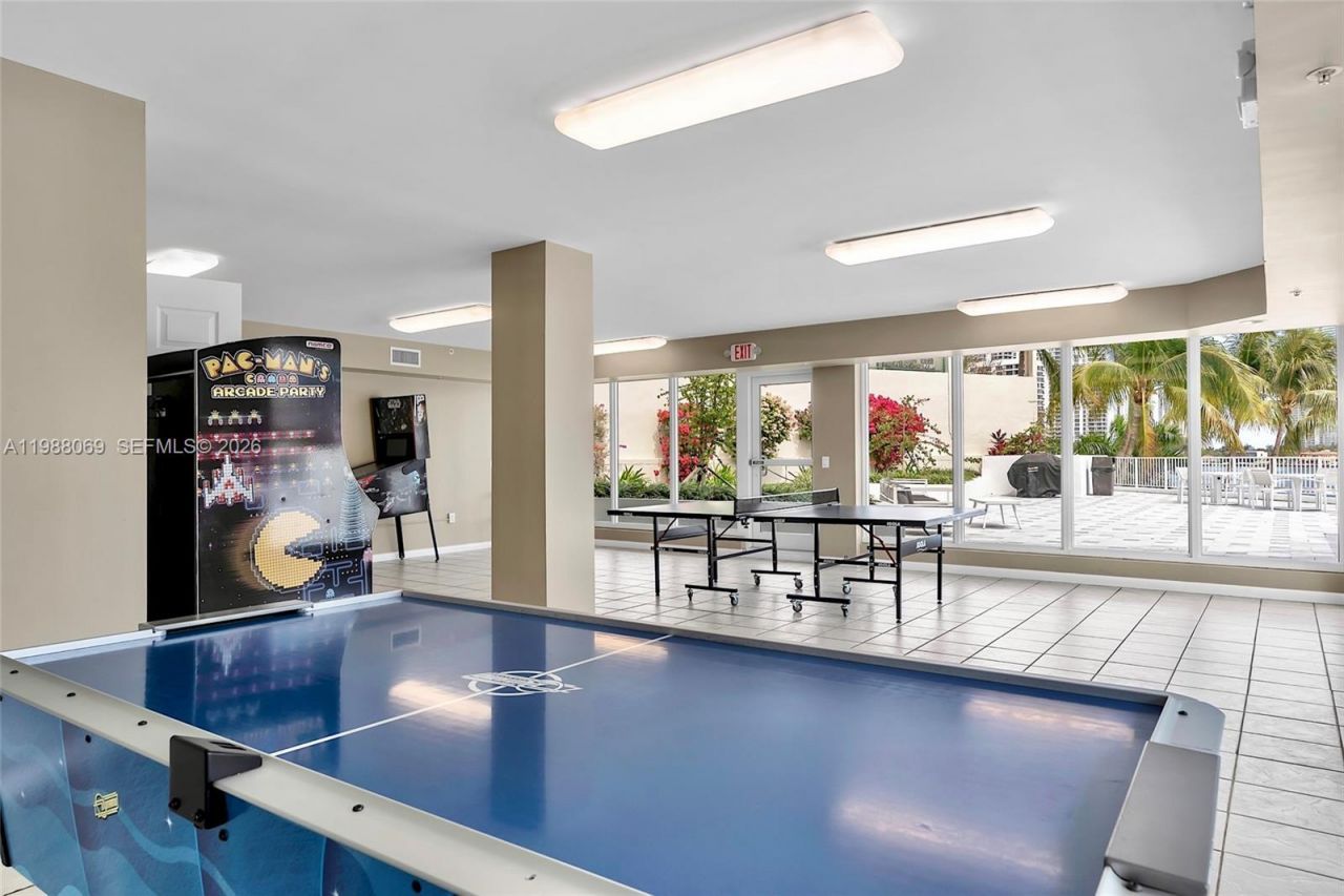 3370 Hidden Bay Dr, Unit 2210, Aventura, FL 33180 Photo