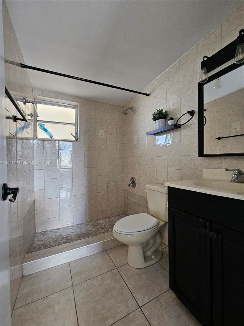 840 NW 87th Ave , Unit 406, Miami, FL 33172 Photo