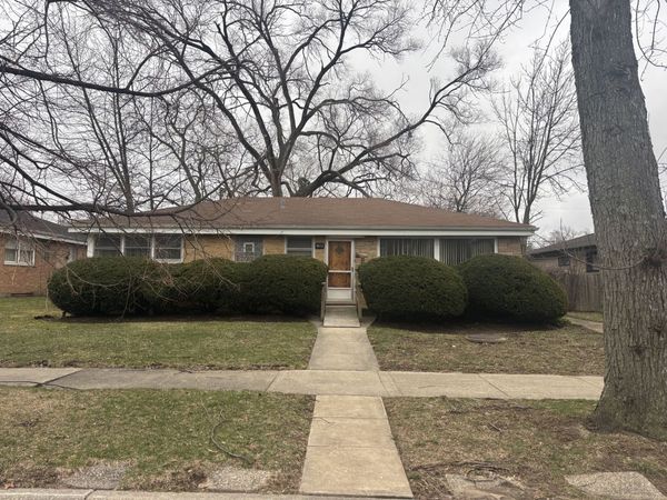 9513 N Lowell Avenue, Skokie, IL 60076