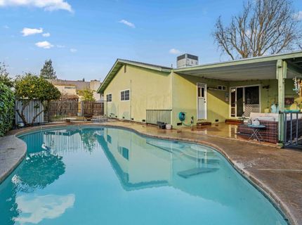 3913 Peacock Ln, Modesto, CA 95356 Photo