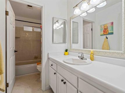 3913 Peacock Ln, Modesto, CA 95356 Photo