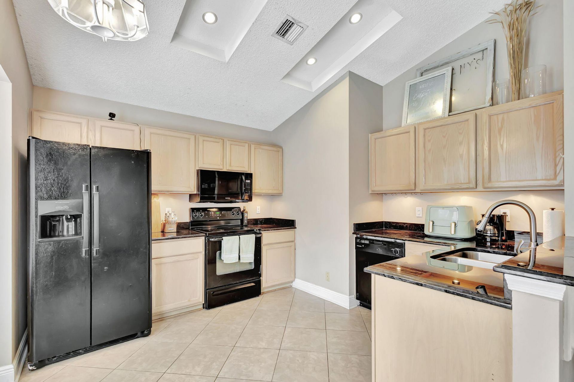 328 Hammocks Trail, Greenacres, FL 33413 Photo