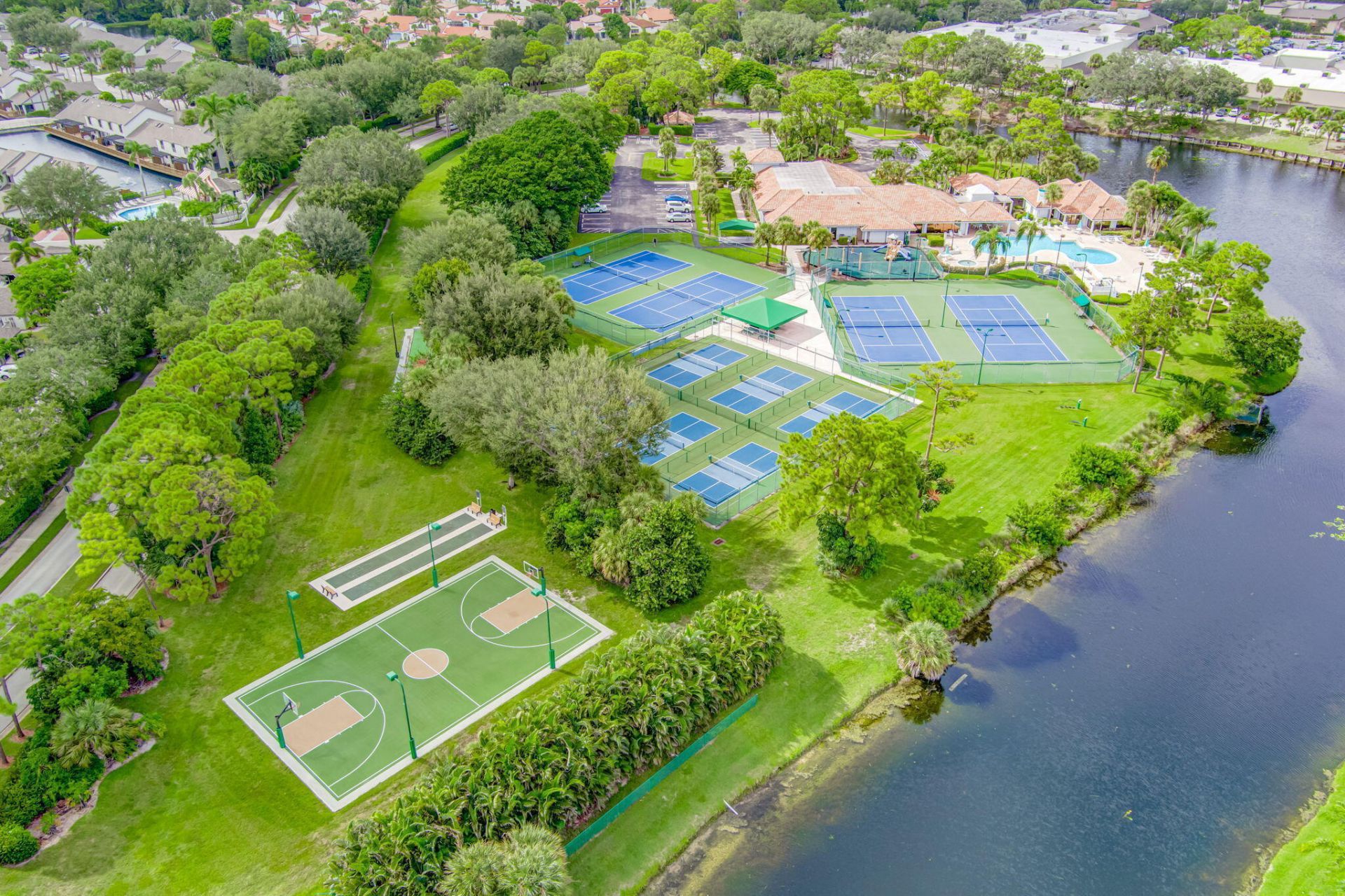 328 Hammocks Trail, Greenacres, FL 33413 Photo