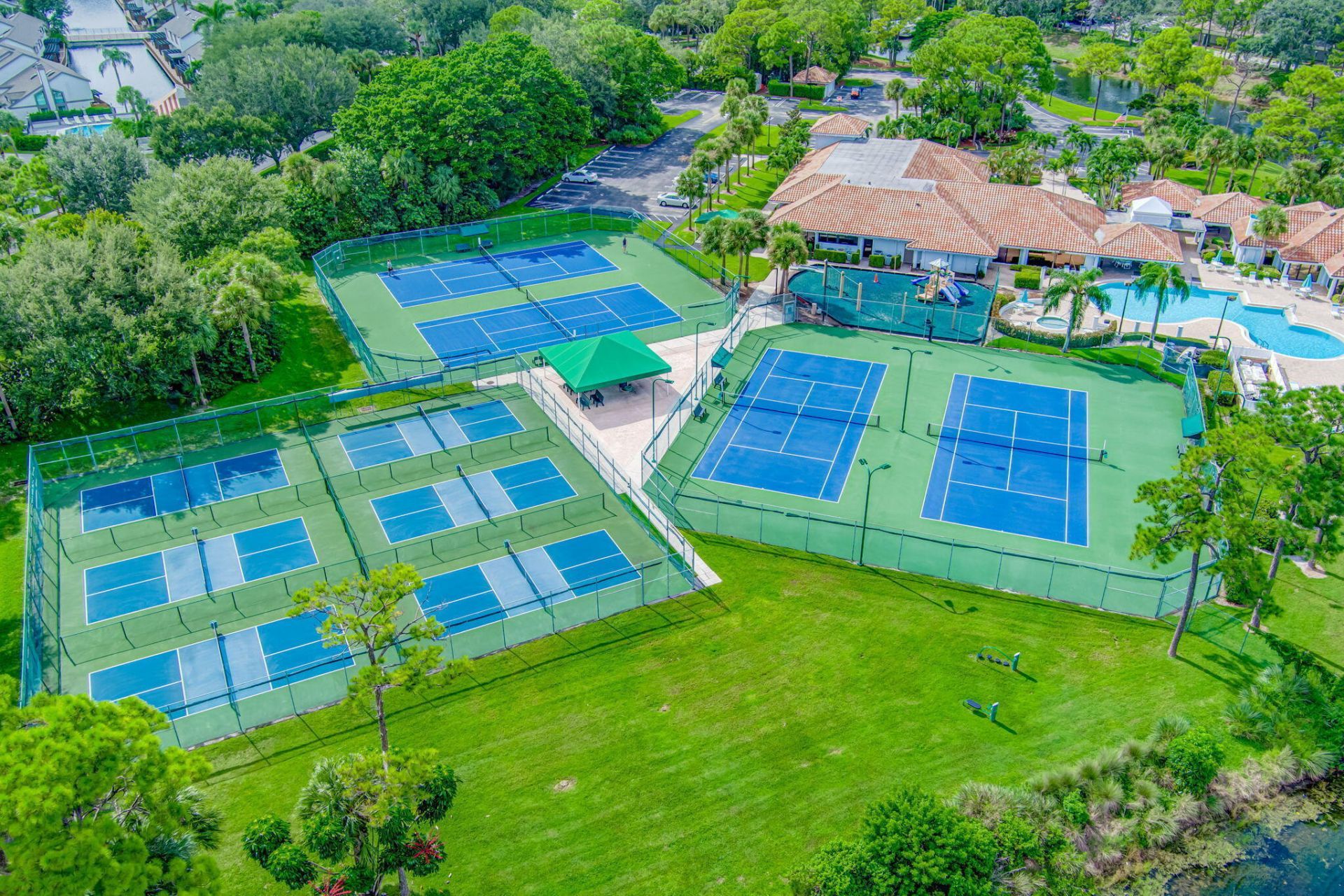 328 Hammocks Trail, Greenacres, FL 33413 Photo