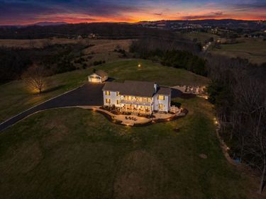 635 DAM TOWN RD, FORT DEFIANCE, VA 24437
