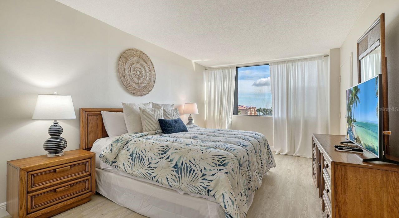 5855 Midnight Pass Road, Unit 404, Sarasota, FL 34242 Photo