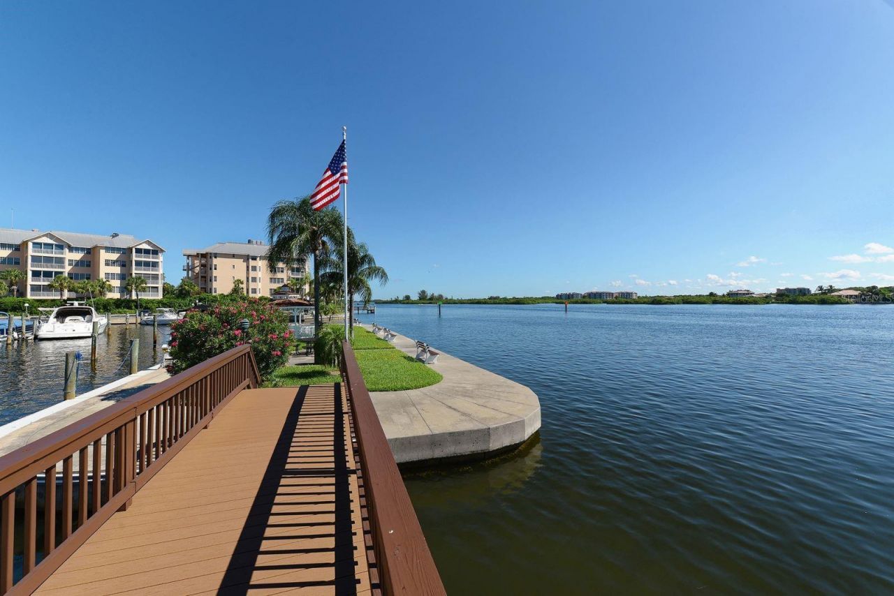 5855 Midnight Pass Road, Unit 404, Sarasota, FL 34242 Photo