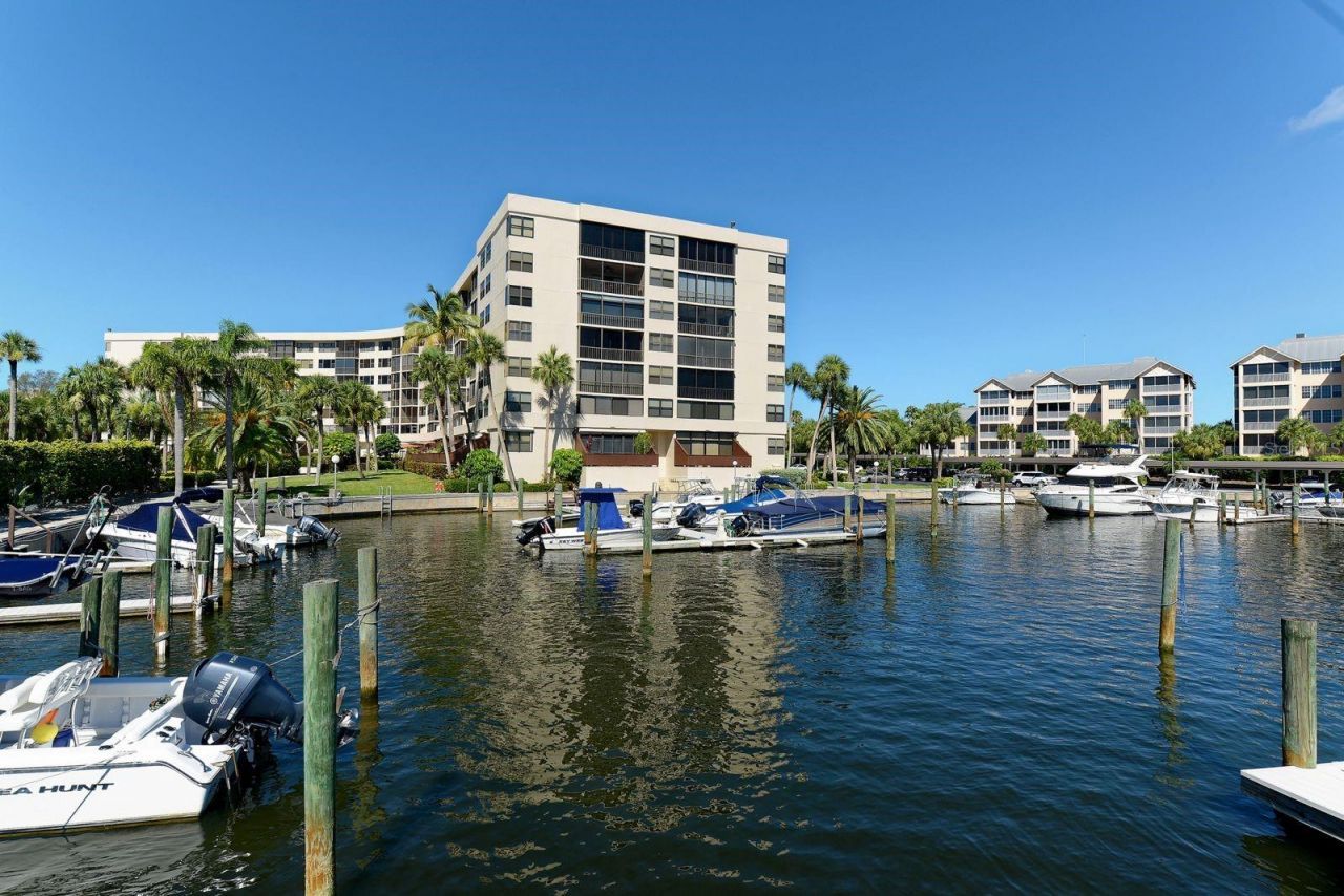 5855 Midnight Pass Road, Unit 404, Sarasota, FL 34242 Photo