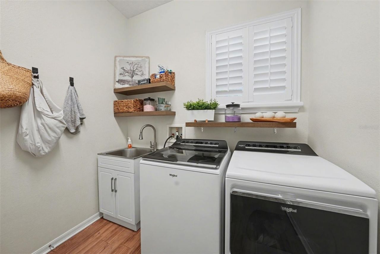 1310 Oxbridge Drive, Lutz, FL 33549 Photo