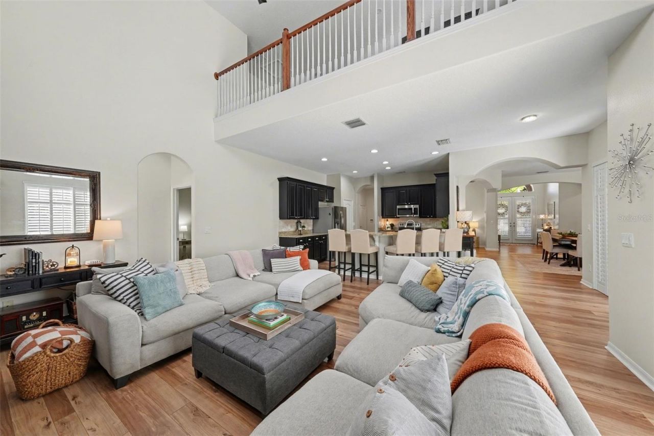 1310 Oxbridge Drive, Lutz, FL 33549 Photo