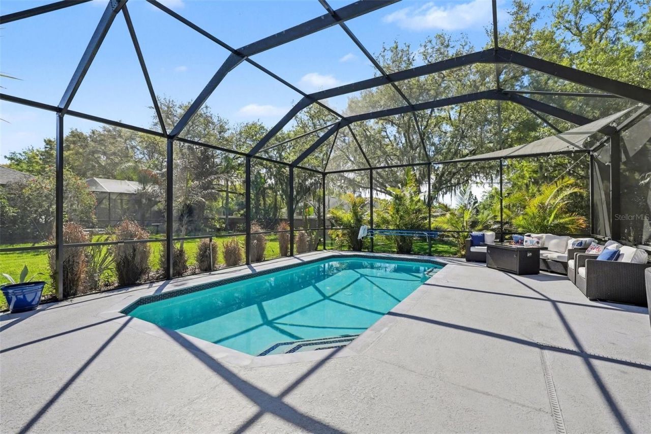 1310 Oxbridge Drive, Lutz, FL 33549 Photo