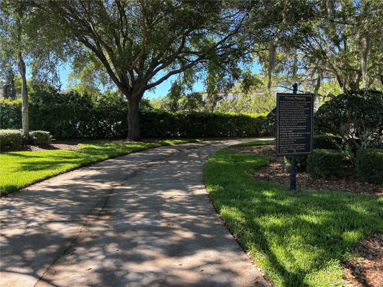 1310 Oxbridge Drive, Lutz, FL 33549 Photo