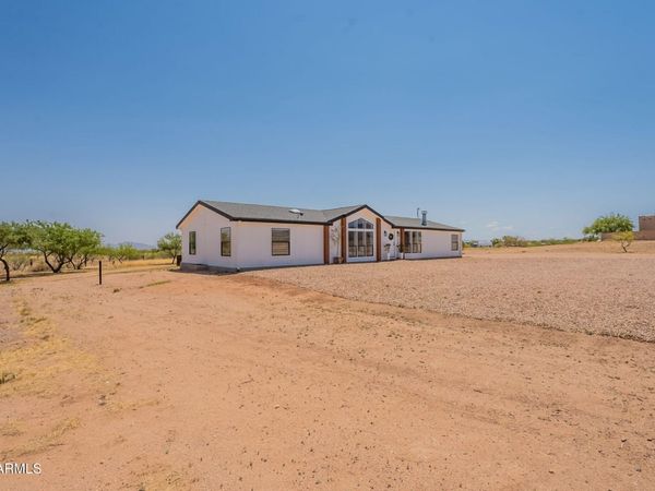 3154 W CACTUS BLOSSOM Court, Benson, AZ 85602