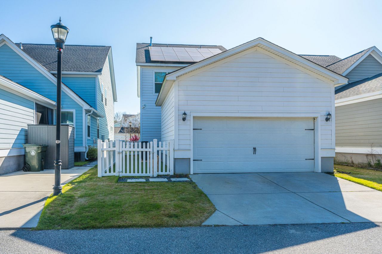 1073 Oak Bluff Avenue Photo 30