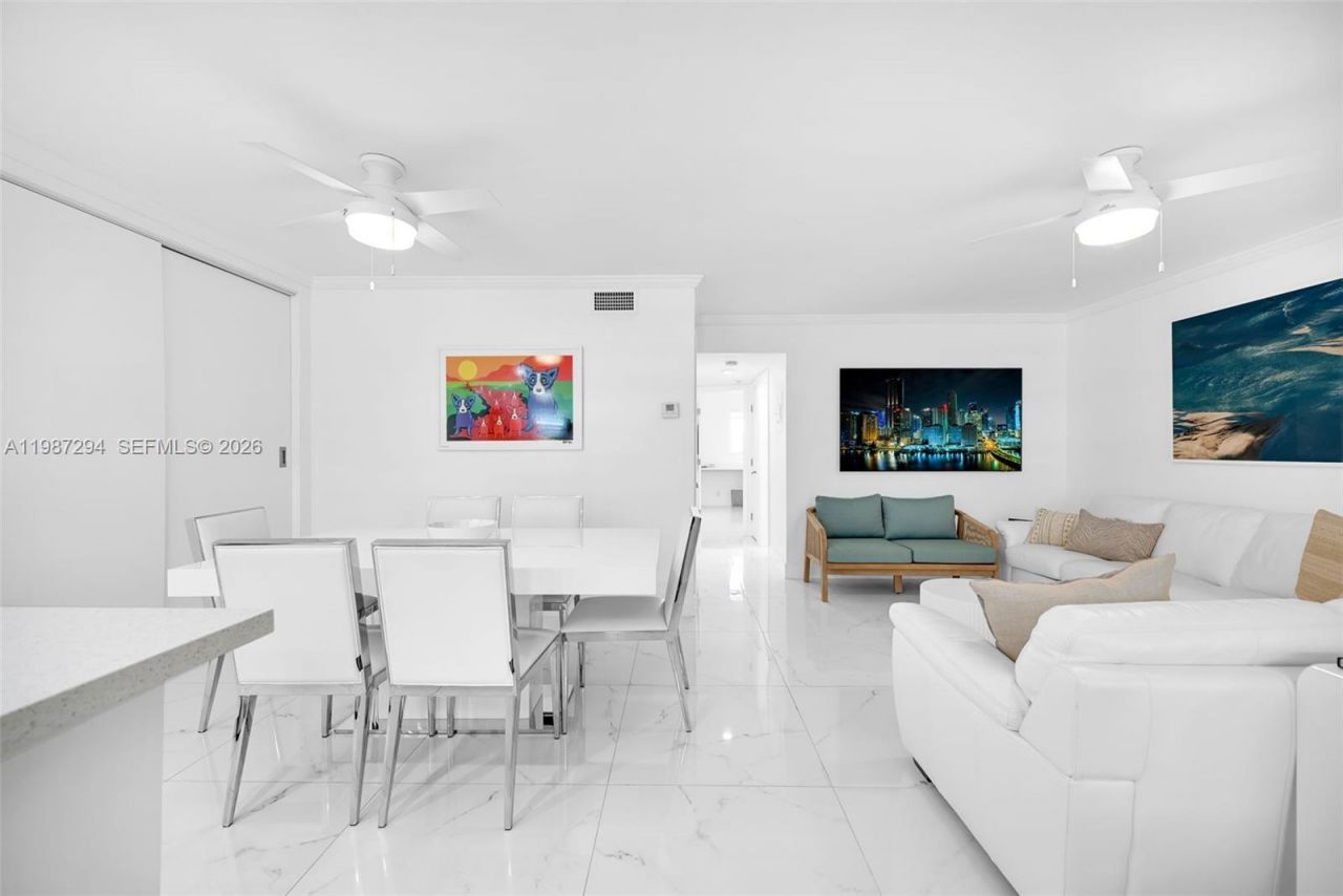 580 Egret Dr, Unit 122, Hallandale Beach, FL 33009 Photo