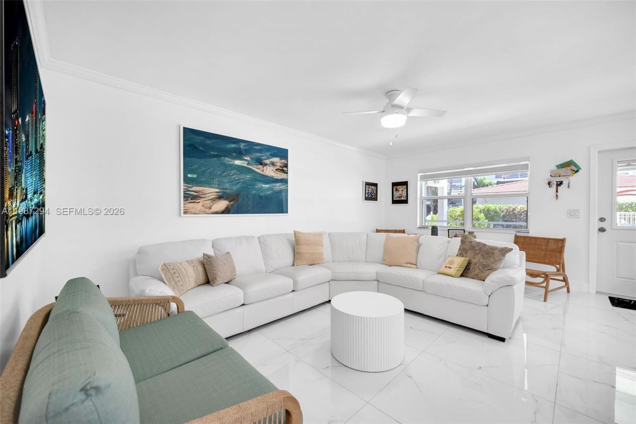 580 Egret Dr, Unit 122, Hallandale Beach, FL 33009 Photo