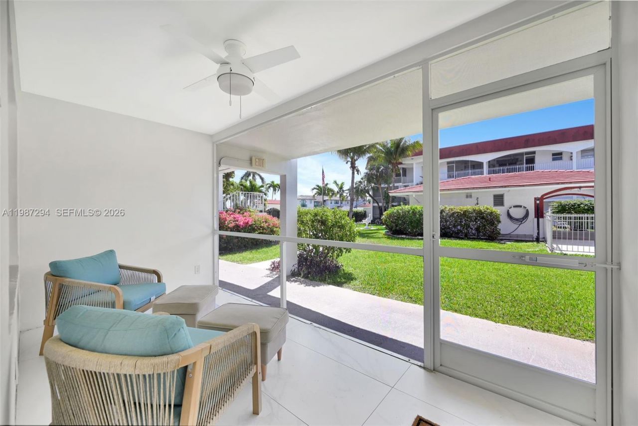 580 Egret Dr, Unit 122, Hallandale Beach, FL 33009 Photo