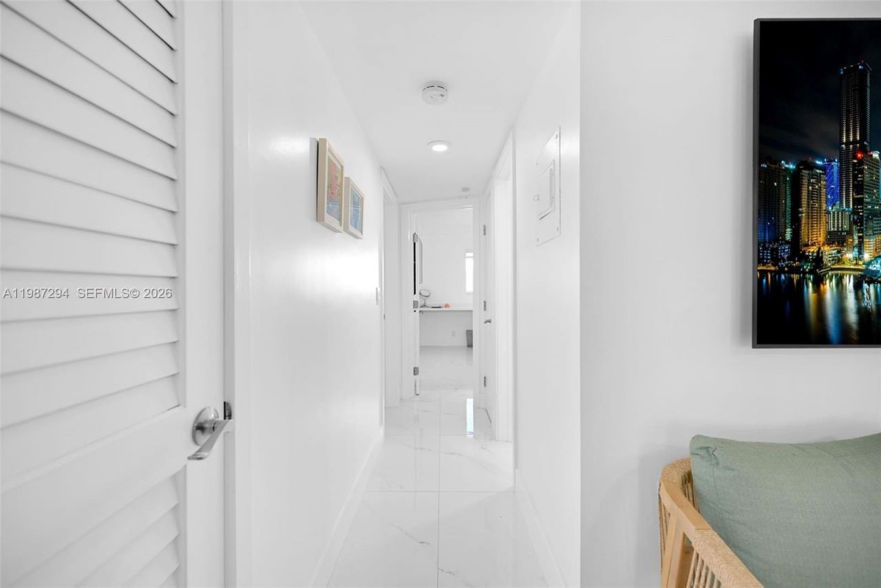 580 Egret Dr, Unit 122, Hallandale Beach, FL 33009 Photo