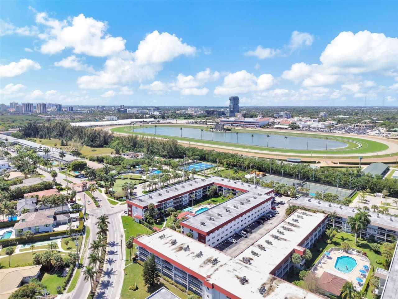 580 Egret Dr, Unit 122, Hallandale Beach, FL 33009 Photo