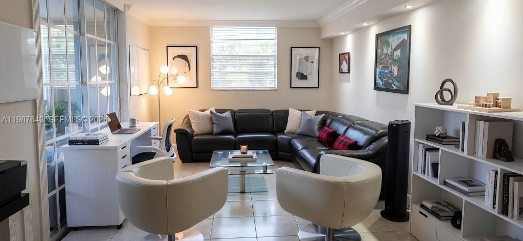 5055 NW 7th St, Unit 206, Miami, FL 33126 Photo