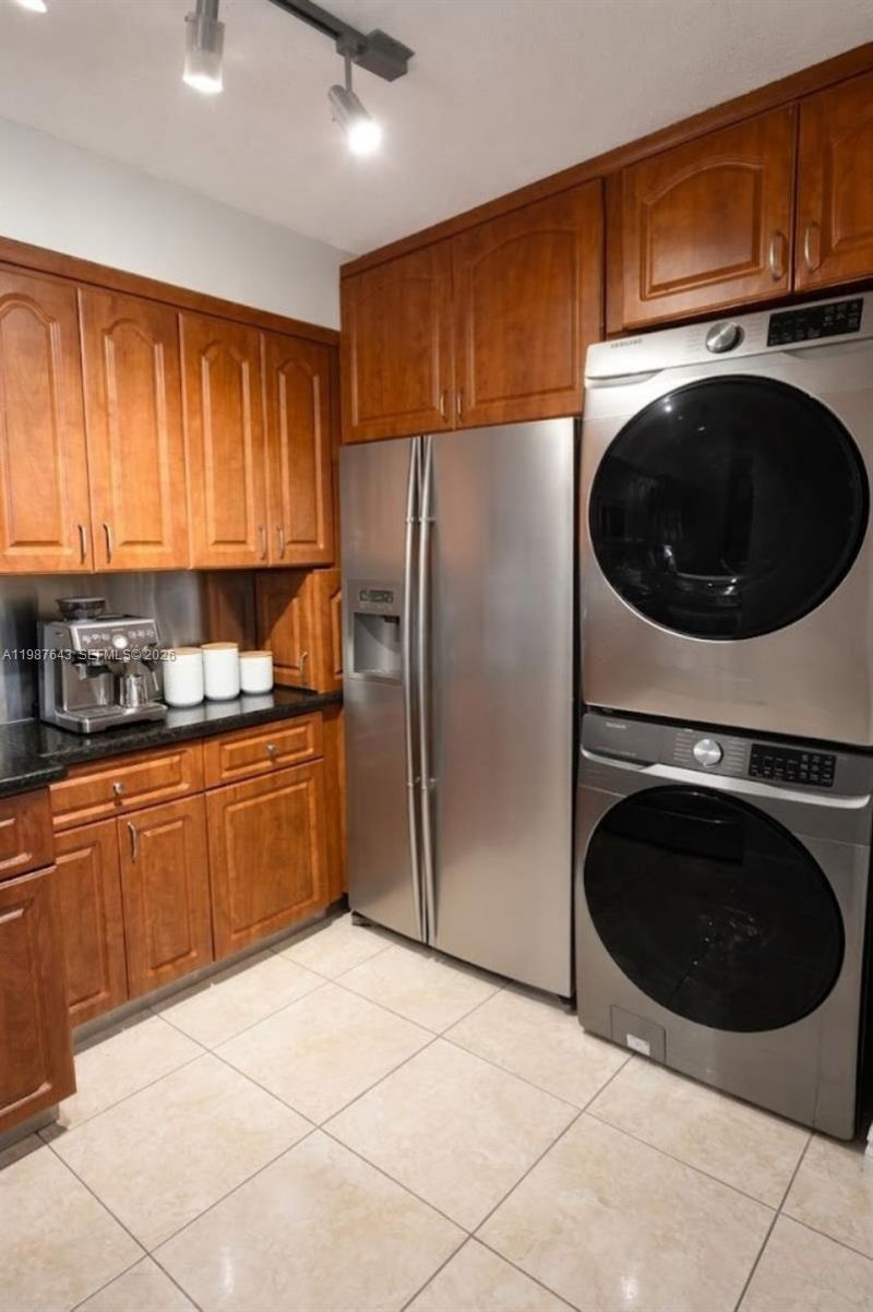 5055 NW 7th St, Unit 206, Miami, FL 33126 Photo