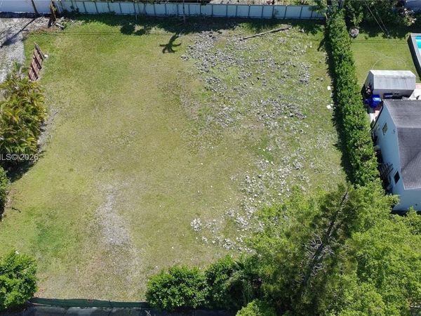 5410 SW 5th Terr , Miami, FL 33134