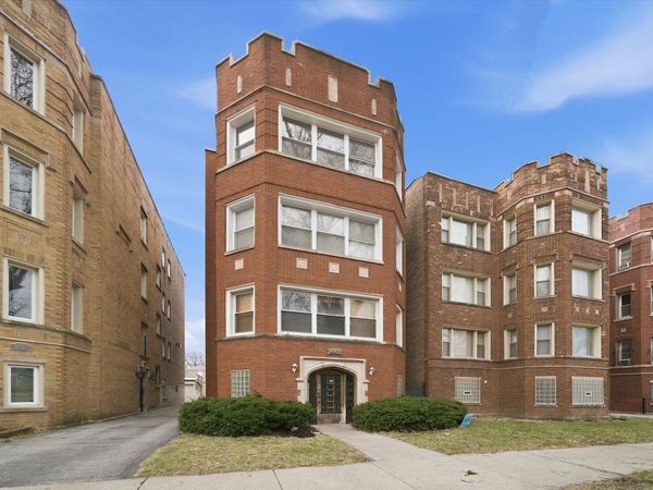 7960 S Phillips Avenue , Chicago, IL 60617