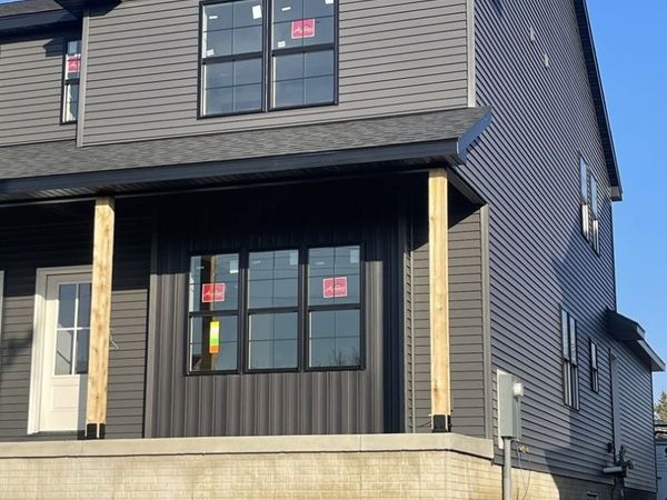 1527 Belclare Road , Normal, IL 61761