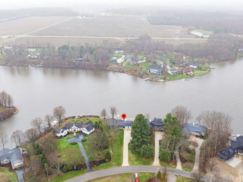 1501 Morning Star Drive, Roaming Shores, OH 44084 Photo 6