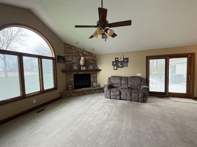 10526 Mercer Auglaize Co Lin Road, Saint Marys, OH 45885 Photo 2