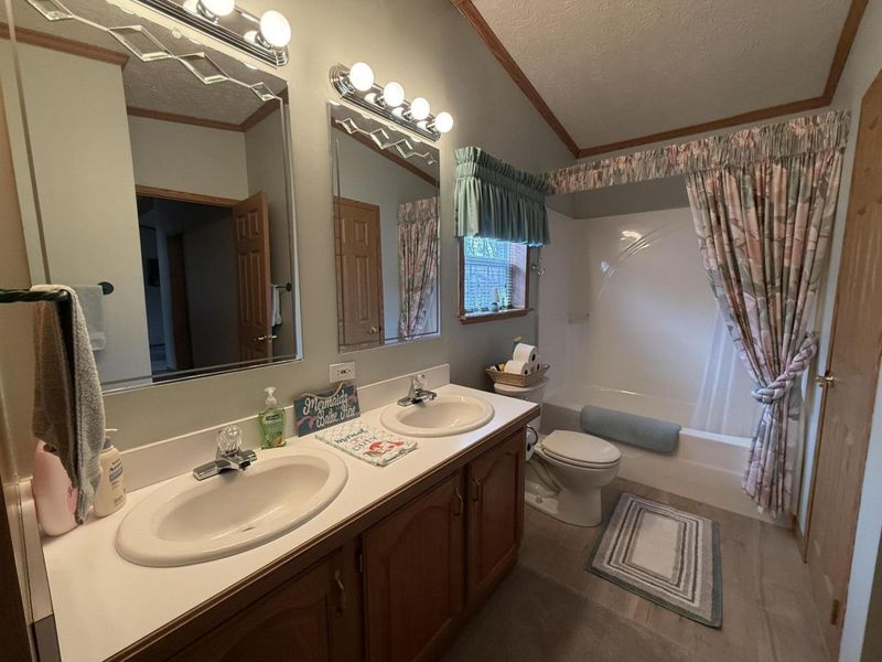 10526 Mercer Auglaize Co Lin Road, Saint Marys, OH 45885 Photo 23